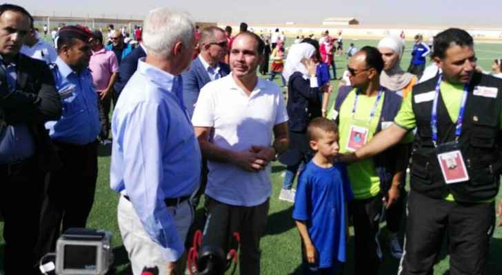 من الافتتاح