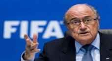 صحيفة: بلاتر قد يتمسك برئاسة الفيفا
