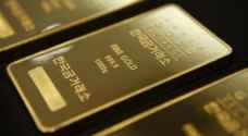 الذهب يهبط لأدنى مستوى في ثلاثة أسابيع
