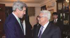 كيري يتلقي عباس غداً في باريس