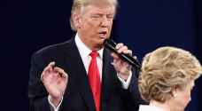 ترامب لكلينتون: ستكونين بالسجن إن أصبحت رئيسا