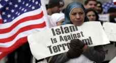 البيت الأبيض يدعو لعدم الاشتباه بكل المسلمين