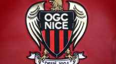 نيس يفوز بثلاثية ويحتفظ بصدارة الدوري الفرنسي
