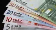 اليورو يتجه لأكبر انخفاض يومي منذ بداية العام مقابل الدولار