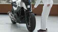 هوندا تبتكر دراجة نارية ذاتية التوازن لا تسقط أبدا