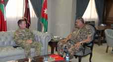 رئيس هيئة الأركان المشتركة يستقبل وفداً عسكرياً أمريكياً