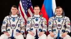 بعد 173 يوما.. 3 رواد فضاء يعودون إلى الأرض من المحطة الدولية