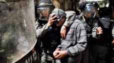 الاحتلال يعتقل ١٣ مواطنًا بمداهمات بالضّفة المحتلة