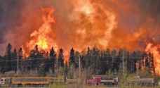 اخلاء ٤٣٠٠ شخص من حرائق الغابات غربي كندا