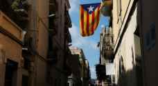 مدريد تعتزم السيطرة على كاتالونيا المستعدة للردّ عبر اعلان الاستقلال