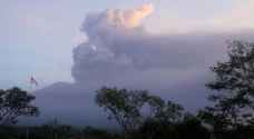اندونيسيا.. تصاعد الدخان من بركان بالي للمرة الثانية خلال أسبوع
