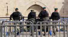 الاحتلال يعتقل شابين ويحاصر 'باب العامود' بالقدس
