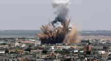 الاحتلال يقصف غزة وانفجار عبوة ناسفة قرب الحدود