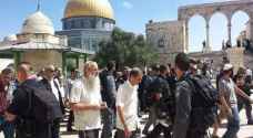 مستوطنون متطرفون يقتحمون الأقصى الشريف