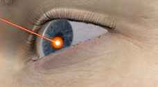 تغيير لون العين بالليزر.. هل هو آمن؟