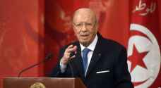الرئيس التونسي: الوضع بالبلاد ينذر بالخطر