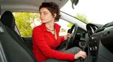 الأردنيون يشيدون بقيادة المرأة للسيارة .. ولكن مشكلتها "الريفيرس"!