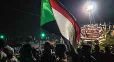الاحتجاجات تتواصل ليلاً في الخرطوم