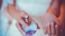 "الإفتاء المصرية": هل يُحرم العطر على المرأة بينما يباح للرجل؟