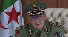 قائد الجيش الجزائري ينتقد المطالبين بفترة انتقالية