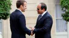 السيسي وماكرون يبحثان هاتفياً الأزمة في ليبيا