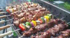 خبراء يحذرون من مخاطر  اللحوم المشوية وارتباطها بالسرطان