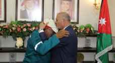 تكريم عامل وطن تعرض لسوء معاملة خلال قيامه بواجبه الرسمي في اربد.. صور
