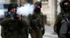 إصابة فلسطينيين بالرصاص المطاطي وعشرات حالات الاختناق في بيت امر