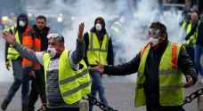 تظاهرات وإضرابات في فرنسا احتجاجاً على نظام التقاعد الجديد