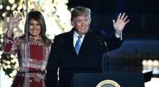 ترمب وزوجته ميلانيا يشاركان بإضاءة شجرة الميلاد "صور وفيديو"