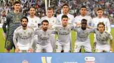 ريال مدريد يرفع كأس السوبر الإسباني في السعودية
