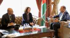 العضايلة يبحث مع السفيرة الفرنسية أوجه التعاون المشترك