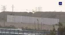 مصر تبني جدارا اسمنتيا على طول الحدود مع قطاع غزة - فيديو