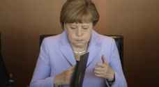 بعد الحجر المنزلي .. ميركل تبدأ بقيادة ألمانيا من المنزل بشكل طبيعي