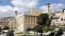 الاحتلال يمنع المصلين من الصلاة في الحرم الابراهيمي