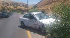 3 إصابات بتصادم مركبتين على طريق اربد - عمان .. صور