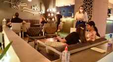 الزبائن يعودون إلى مطاعم الجزائر الراقية بعد خمسة أشهر من الإغلاق
