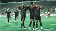 الأهلي المصري يضع قدما في نهائي ابطال افريقيا