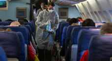 الصين توصي طواقم الطائرات بارتداء الحفاضات