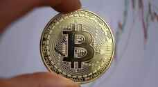 "بيتكوين" تسجل رقما قياسيا