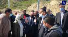 وزير الأشغال رفقة نواب المنطقة يتفقدون طريق دير أبي سعيد - سموع بعد انهياره - فيديو