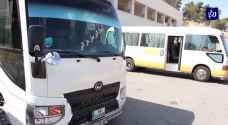 حافلات نقل عام بلا عمل في الطفيلة.. وسائقون مهددون بالسجن - فيديو