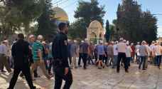 عشرات المستوطنين يقتحمون المسجد الأقصى
