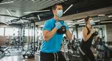 هل يمكن ارتداء الكمامة في أثناء التمارين الرياضية؟.. دراسة تجيب