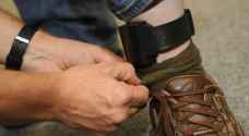 مقترح بتركيب "سوار إلكتروني" لبعض السجناء بديلا عن السجن في مصر