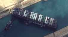الشركة المالكة للسفينة العالقة في قناة السويس تأمل في تحريرها بهذا التوقيت