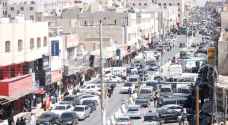 ازدحامات مرورية عشية الحظر وحركة خجولة في الأسواق وسط شكاوى من ارتفاع الأسعار.. فيديو
