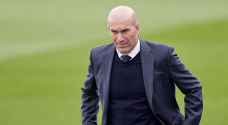 صحفي مطلع: زيدان قرر الرحيل عن ريال مدريد