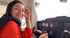 مايا غزال.. أول لاجئة سورية تحصل على رخصة قيادة طائرة