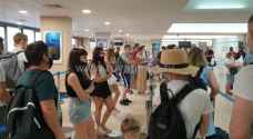 وصول طائرة روسية تحمل سياحا إلى العقبة- صور